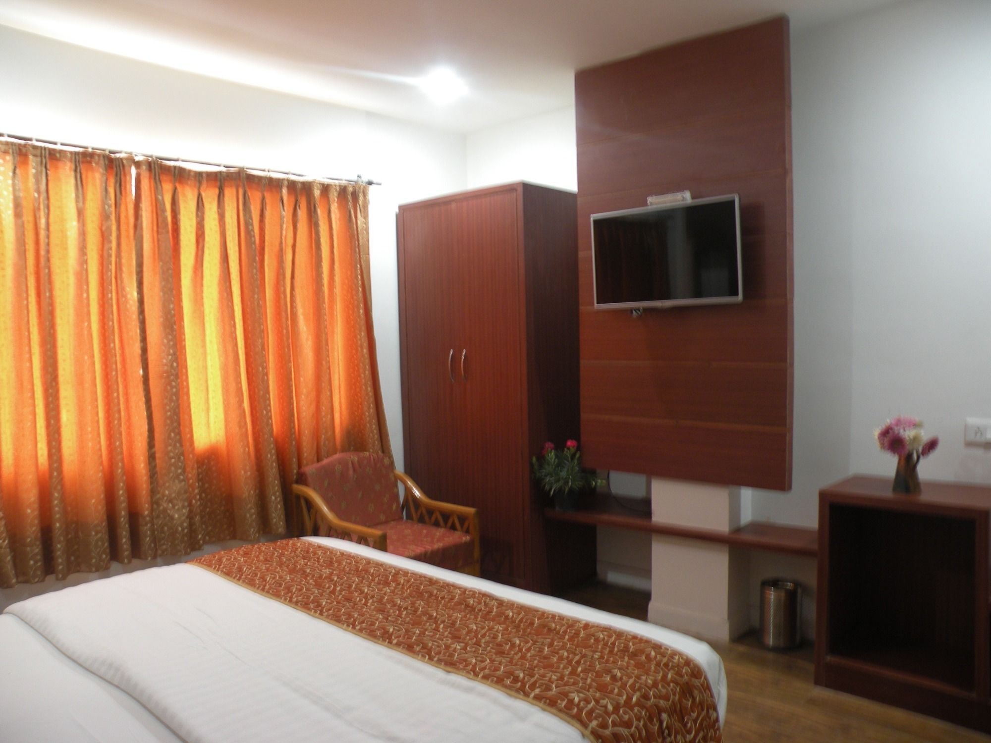 Alps Resort Dalhousie Exterior photo